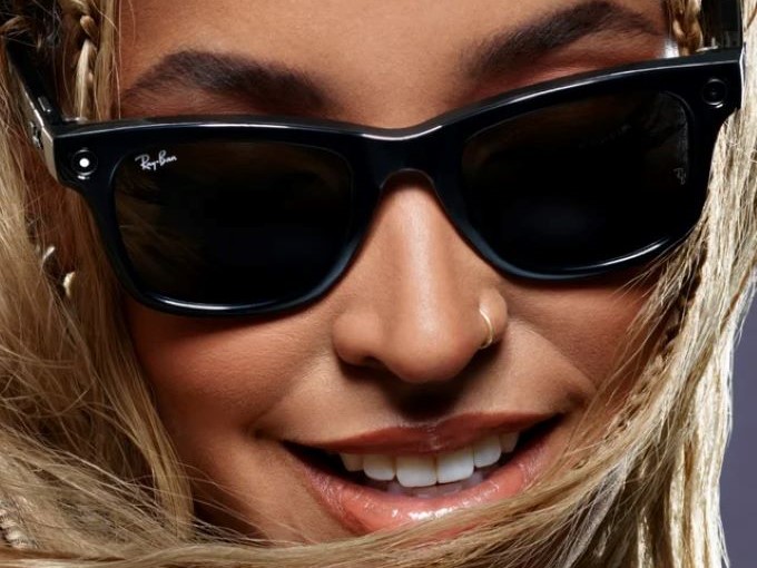 Ray-Ban Meta Smart Glasses al migliore prezzo - Ottica Castelli Melzo